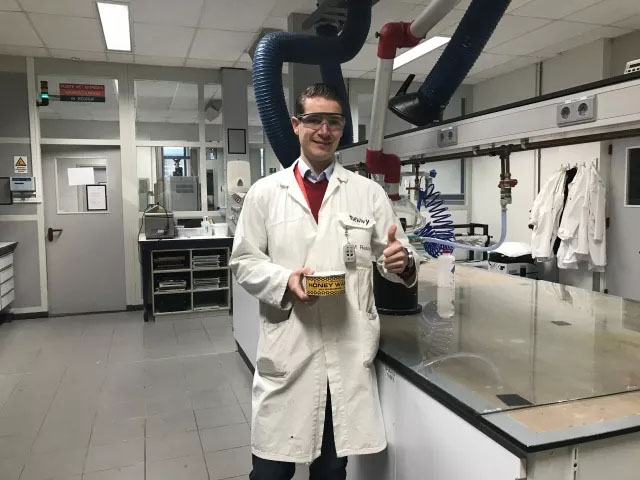 在力聯(lián)思總部實驗室內居然發(fā)現(xiàn)了另一位老朋友的身影&mdash;&mdash;STONER蜜蠟250