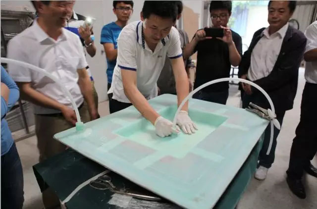 廣東博皓致力于幫助客戶成長，為客戶創造價值，開辦培訓班，不遺余力地和他們一起投身到行業交流互惠的活動之中