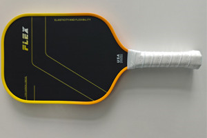 Pickleball匹克球拍 高品質碳纖維熱壓一體成型匹克拍競賽拍 專業比賽用碳纖匹克球拍